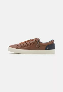 Pier One UNISEX - Sneakersy Niskie - Cognac