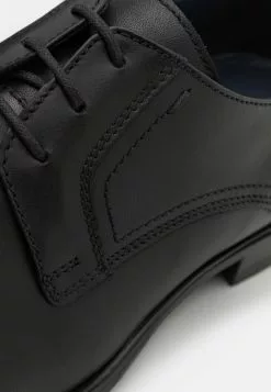 Pier One LEATHER - Oksfordki - Black 13 Pier One LEATHER - Oksfordki - Black -Pier One Sklep 05811a4bfe5243e3bee15ff78978f3c0