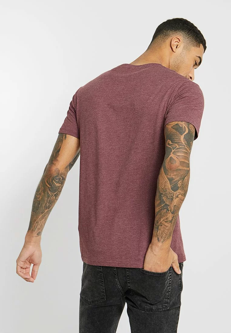 Pier One T-shirt Basic - Mottled Bordeaux 5 Pier One T-shirt Basic - Mottled Bordeaux - obrazek 3
