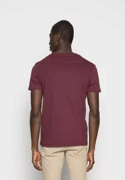 Pier One 2 PACK - T-shirt Basic - Bordeaux 9 Pier One 2 PACK - T-shirt Basic - Bordeaux -Pier One Sklep 1fa0bce7e239491b9143bae34d4918c0