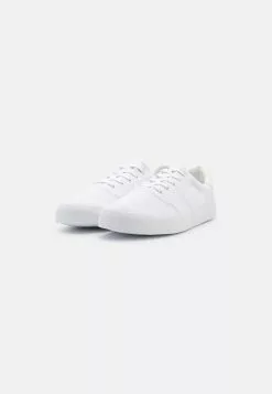 Pier One UNISEX - Sneakersy Niskie - White -Pier One Sklep 265a6d07f4be4c178a1f47e89b99e572