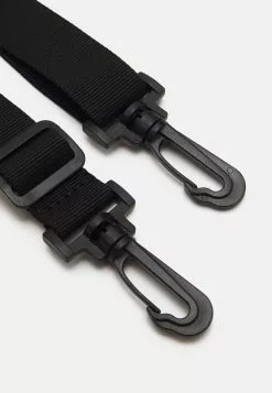 Pier One UNISEX - Torba Na Ramię - Black -Pier One Sklep 29d0fdb7c5a945cf9cd775f34e608266