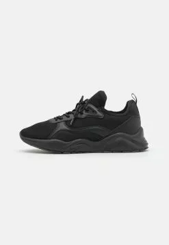 Pier One UNISEX - Sneakersy Niskie - Black