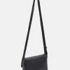 Pier One UNISEX - Torba Na Ramię - Black -Pier One Sklep 3bce35c13e3842538d03bc7488ea4f27