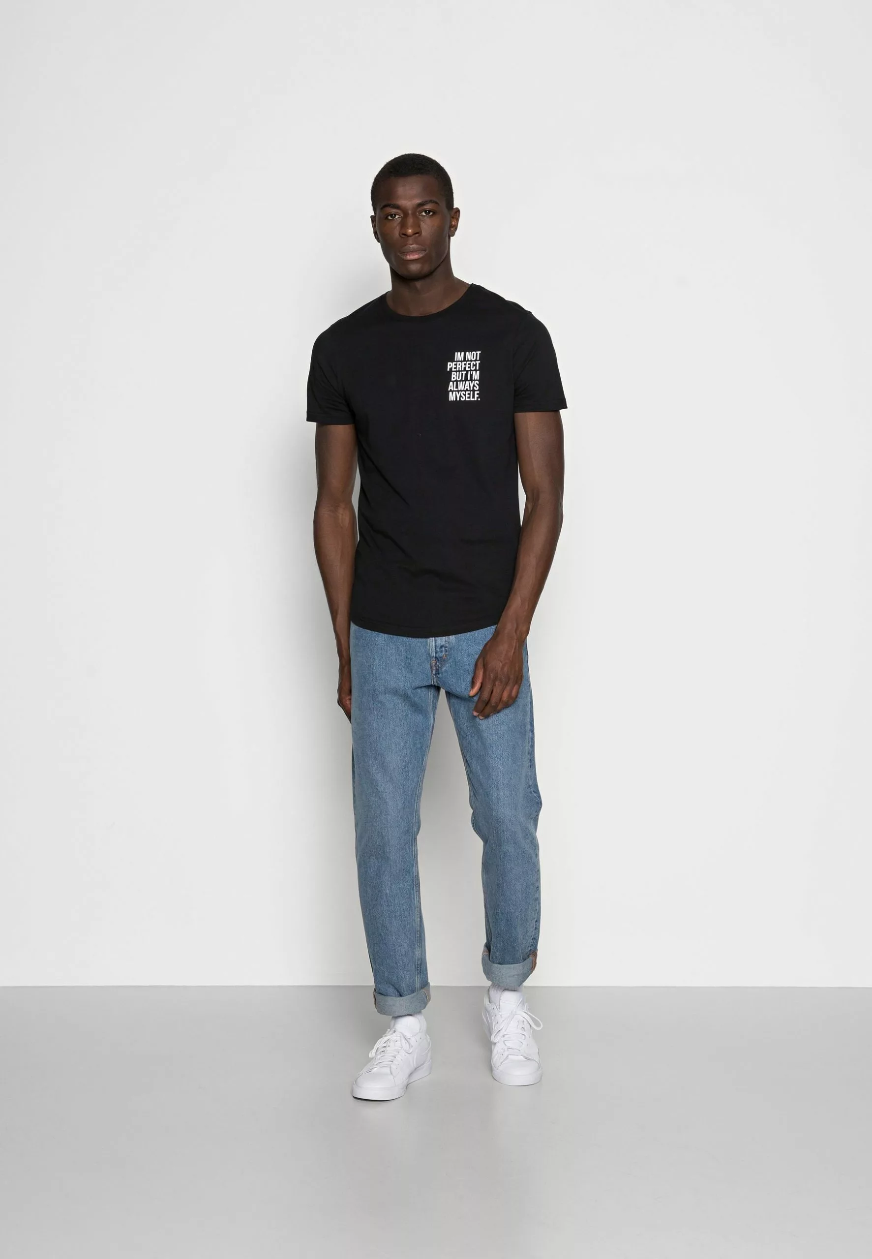 Pier One T-shirt Z Nadrukiem - Black 4 Pier One T-shirt Z Nadrukiem - Black - obrazek 2