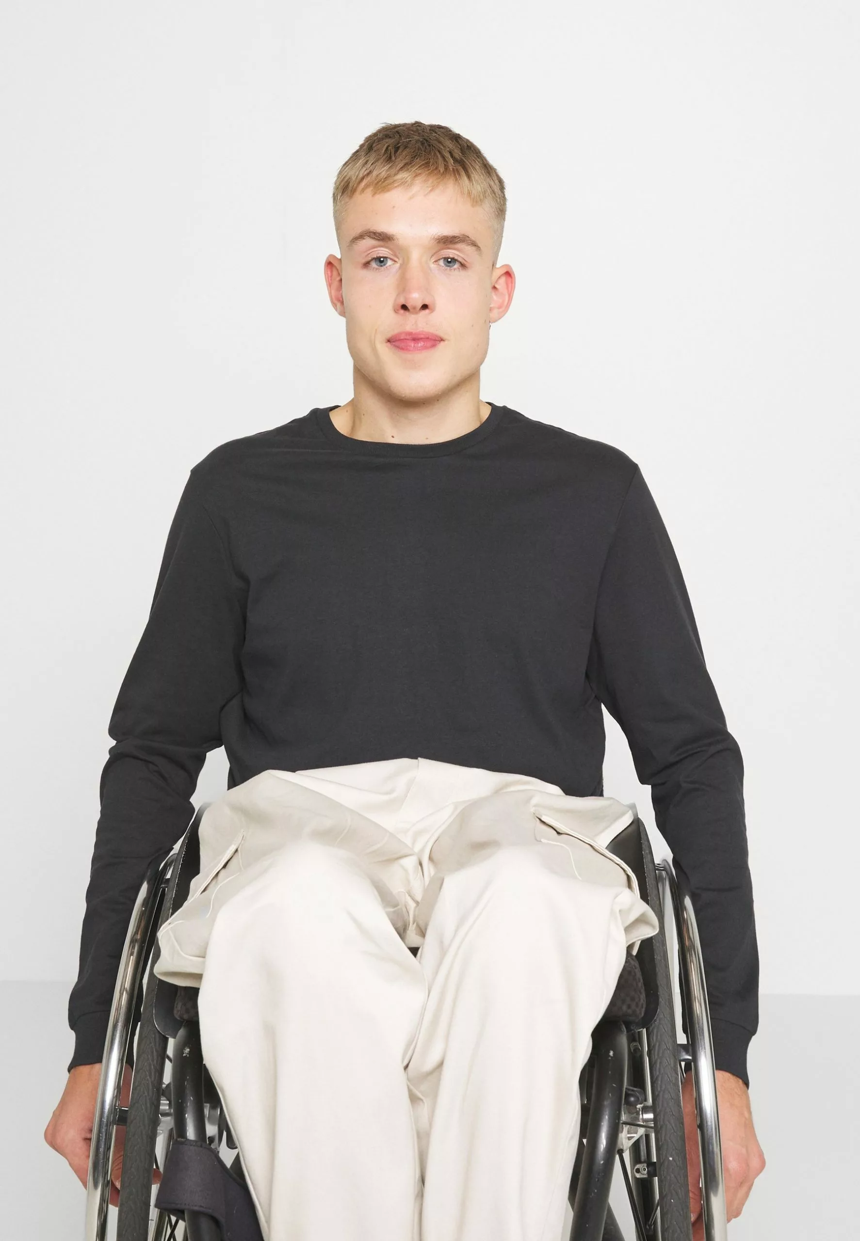 Pier One Bluzka Z Długim Rękawem - Black 5 Pier One Bluzka Z Długim Rękawem - Black - obrazek 3