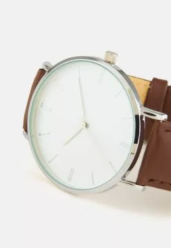 Pier One UNISEX - Zegarek - Brown -Pier One Sklep 4f1c6bbcacda485eb81e287421339e84