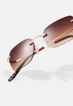 Pier One UNISEX - Okulary Przeciwsłoneczne - Brown -Pier One Sklep 58b430eeef994f548bfe2a1118a5bf23