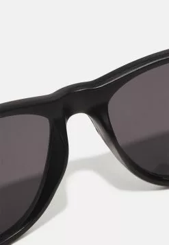 Pier One Okulary Przeciwsłoneczne - Black -Pier One Sklep 5cae9ee2197444659b89edf37e01ca87
