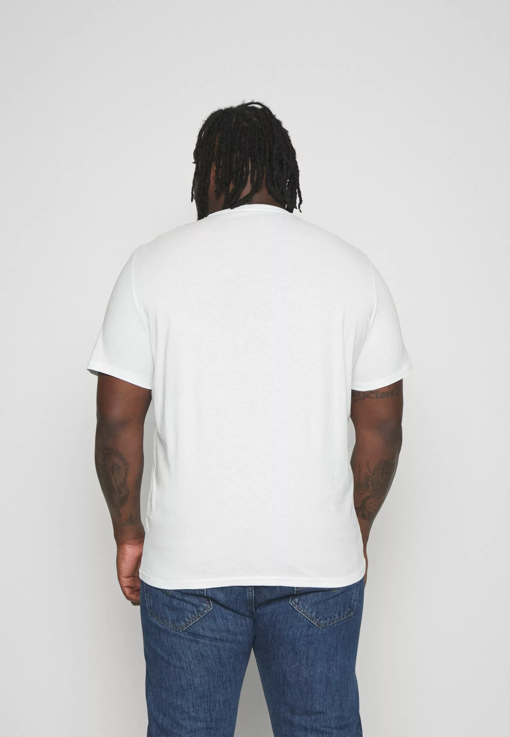 Pier One 2 PACK - T-shirt Basic - Dark Blue/white 6 Pier One 2 PACK - T-shirt Basic - Dark Blue/white - obrazek 4