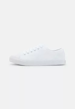 Pier One UNISEX - Sneakersy Niskie - White