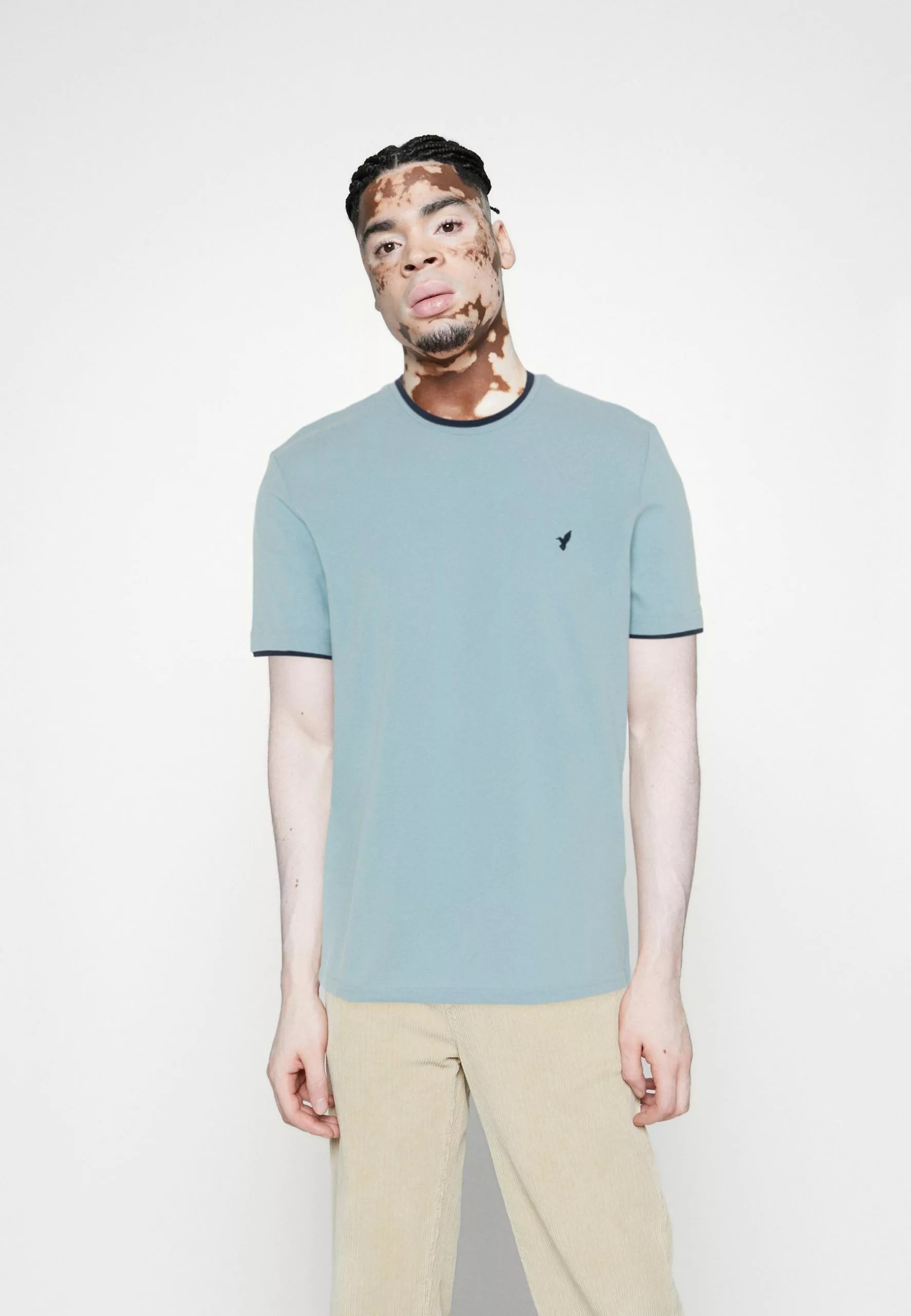 Pier One T-shirt Basic - Light Blue 3 Pier One T-shirt Basic - Light Blue