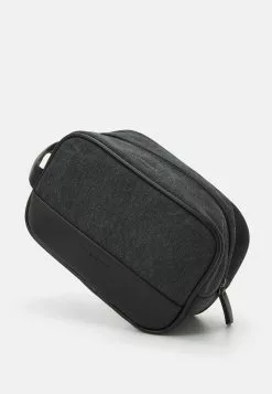 Pier One UNISEX - Kosmetyczka - Black -Pier One Sklep 674ff8504a974fd0a6613ac637df3a32