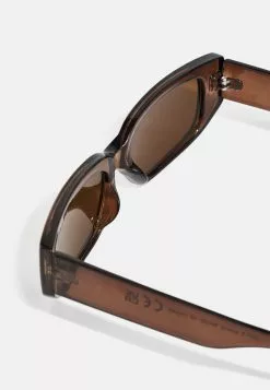 Pier One UNISEX - Okulary Przeciwsłoneczne - Brown 8 Pier One UNISEX - Okulary Przeciwsłoneczne - Brown -Pier One Sklep 6ec32be44b9a47eab6e37a621a6cae14
