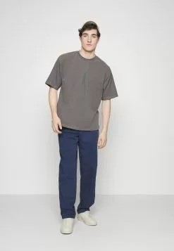 Pier One T-shirt Basic - Dark Grey -Pier One Sklep 72074b99d6ff4da18a54fad484e613f1