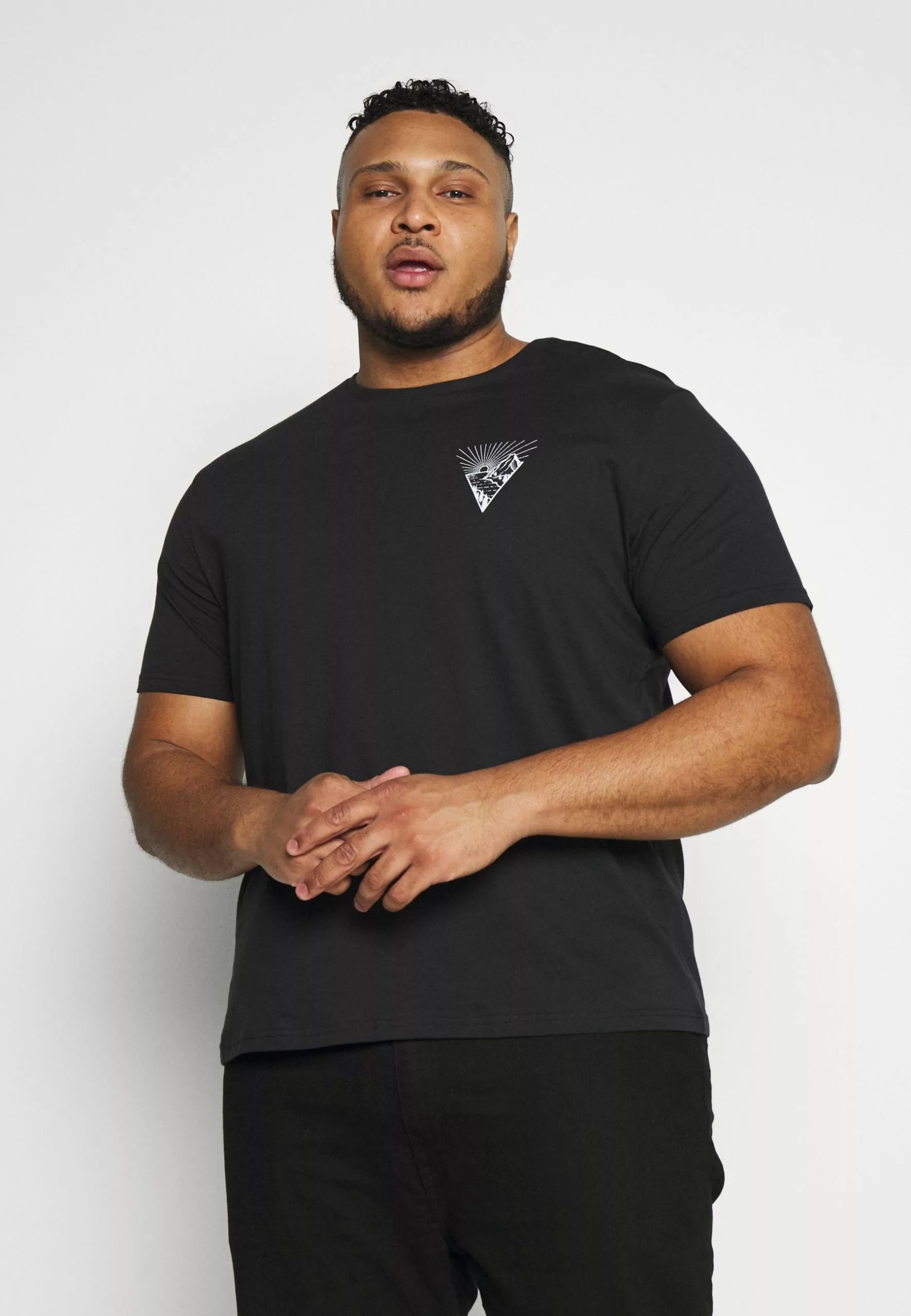 Pier One T-shirt Z Nadrukiem - Black 3 Pier One T-shirt Z Nadrukiem - Black