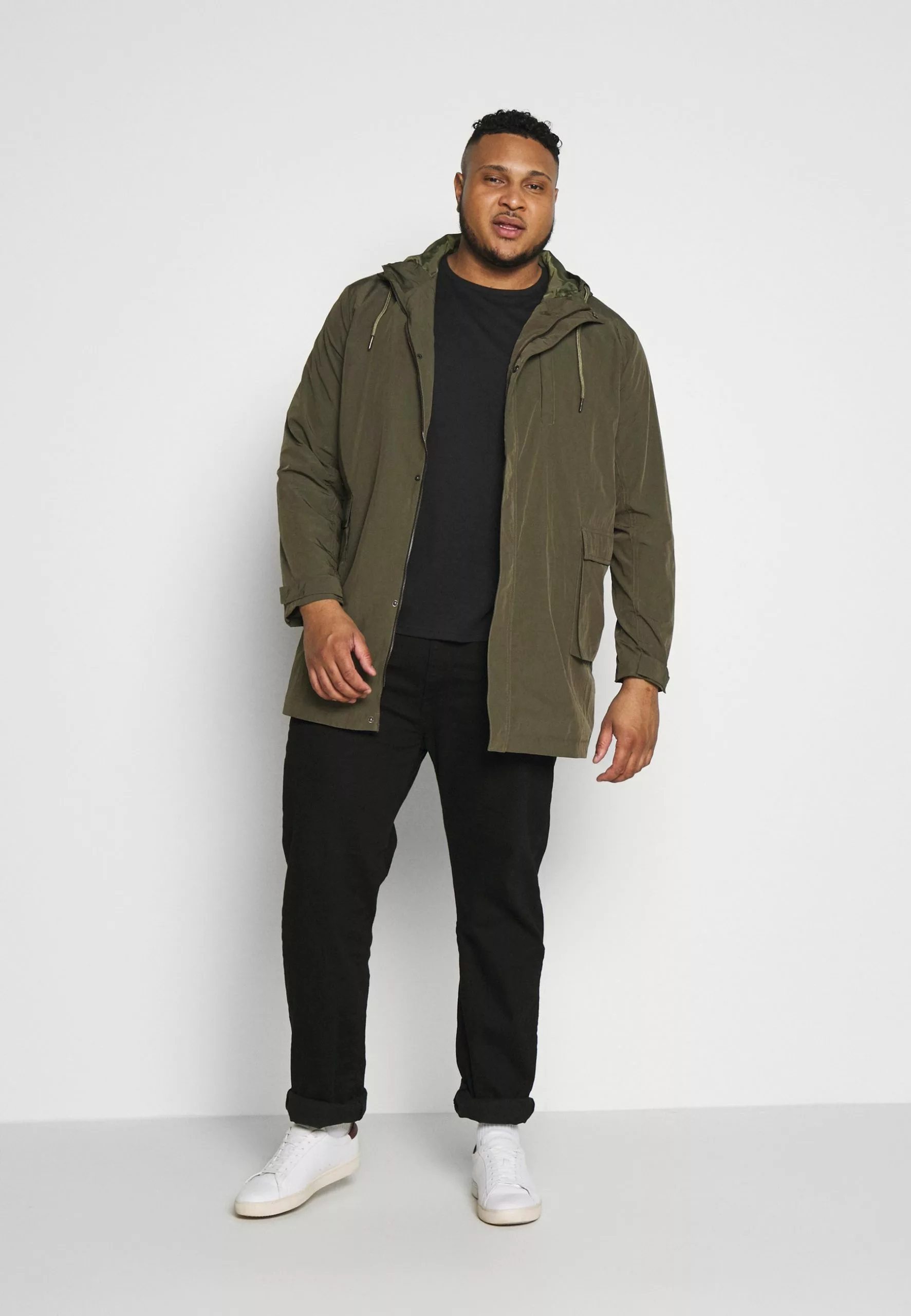 Pier One T-shirt Z Nadrukiem - Black 4 Pier One T-shirt Z Nadrukiem - Black - obrazek 2