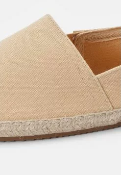 Pier One RENA ESPADRILLE UNISEX - Espadryle - Beige -Pier One Sklep 7bf9f79cf7ad4df8a90b17f86d74fca8