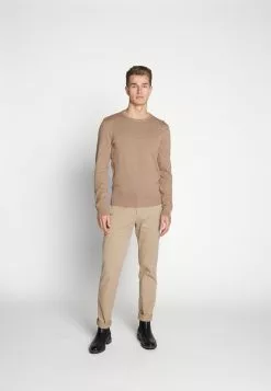 Pier One BASIC CREWNECK - Sweter - Mottled Beige -Pier One Sklep 8ab6afa896f946a0abe264ae414a2865