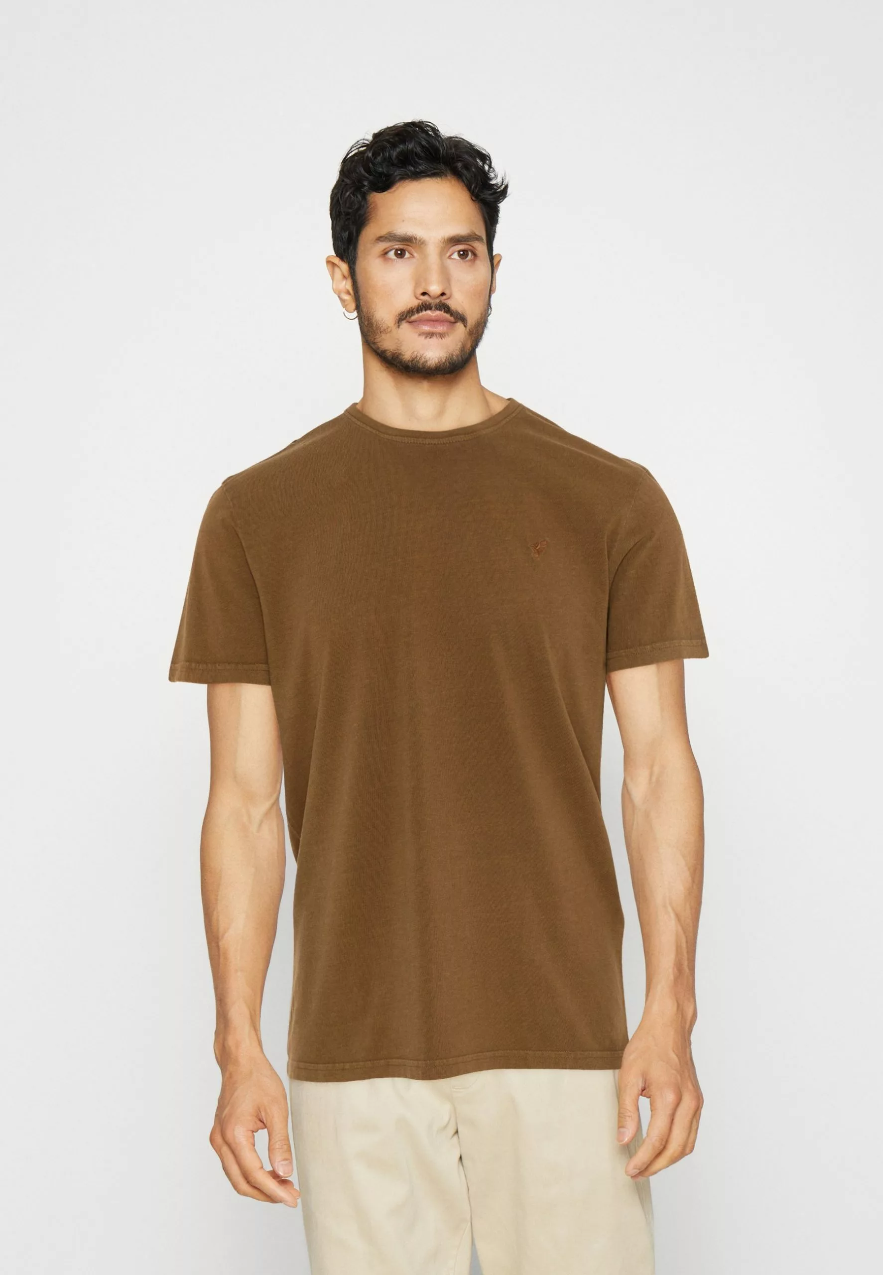 Pier One 5 PACK - T-shirt Basic - Off-white/lilac/light Red 6 Pier One 5 PACK - T-shirt Basic - Off-white/lilac/light Red - obrazek 4