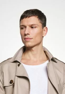 Pier One T-shirt Basic - Bright White -Pier One Sklep 92a9ff282f0e405a9265336738ed88f2