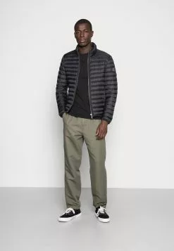 Pier One 5 PACK - T-shirt Basic - Black