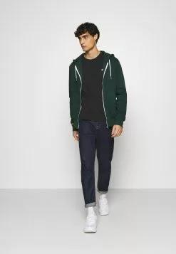 Pier One T-shirt Z Nadrukiem - Black -Pier One Sklep 99e16c3ea32a41d5bc458dc9715055bf