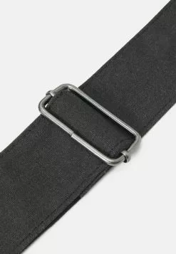 Pier One UNISEX - Torba Na Ramię - Black -Pier One Sklep 9d118dcb746f416a928774a10fe9af1e