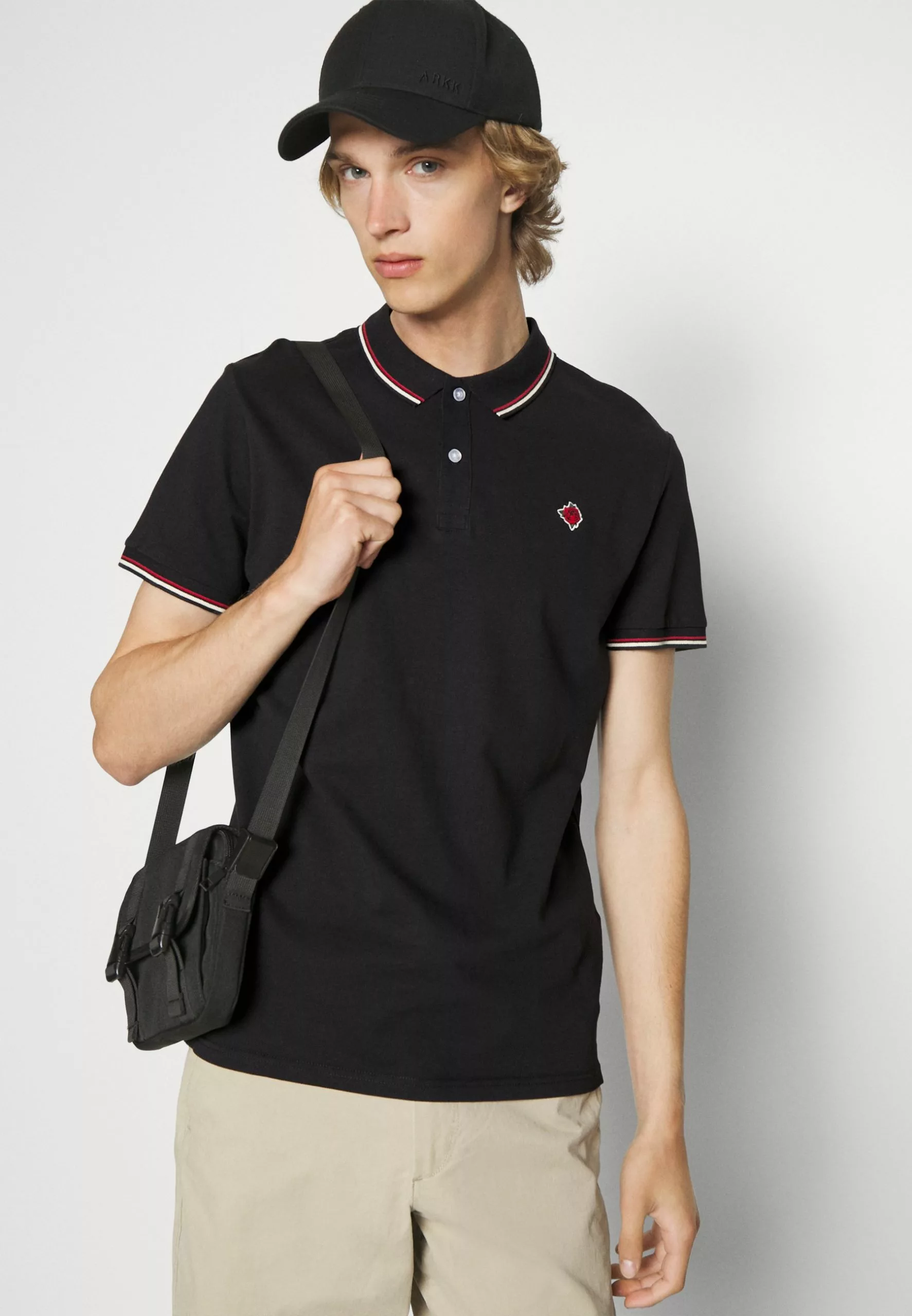 Pier One Koszulka Polo - Black 6 Pier One Koszulka Polo - Black - obrazek 4