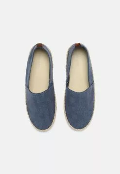 Pier One RENA ESPADRILLE UNISEX - Espadryle - Blue -Pier One Sklep a712e8e1ca864c359ade29147a29a43e