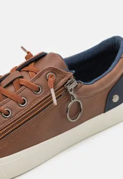 Pier One UNISEX - Sneakersy Niskie - Cognac -Pier One Sklep a71d3c18ca7a432ea8b51be2bf35ac80