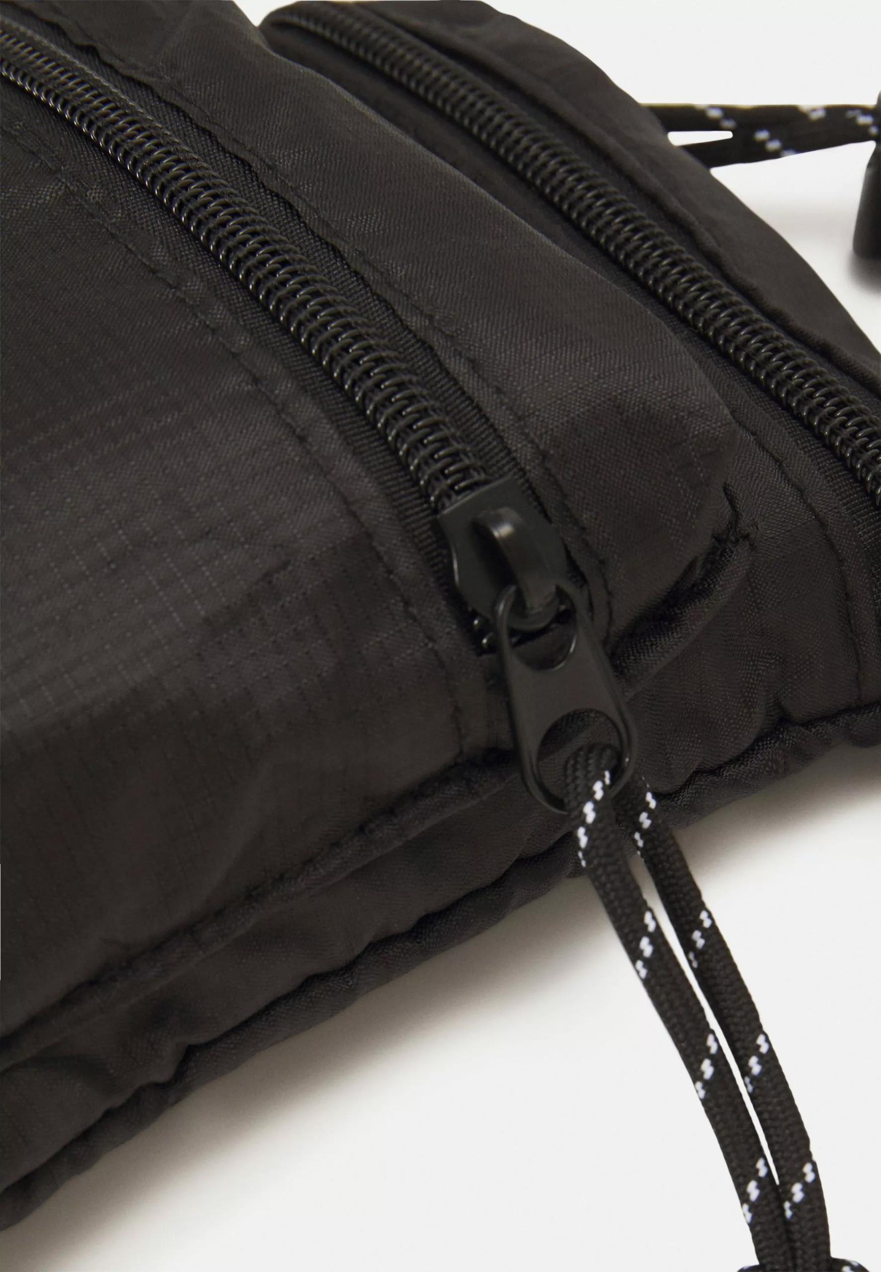 Pier One UNISEX - Torba Na Ramię - Black 6 Pier One UNISEX - Torba Na Ramię - Black - obrazek 4