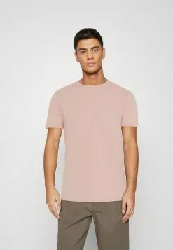 Pier One 7 PACK - T-shirt Basic - Red/silver/royal Blue 20 Pier One 7 PACK - T-shirt Basic - Red/silver/royal Blue -Pier One Sklep af65b59508ff47fda4b274cde1525307