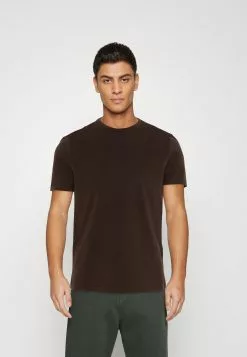 Pier One 7 PACK - T-shirt Basic - Red/silver/royal Blue 19 Pier One 7 PACK - T-shirt Basic - Red/silver/royal Blue -Pier One Sklep b35a1b3d85f04af6862c19f245c7c312