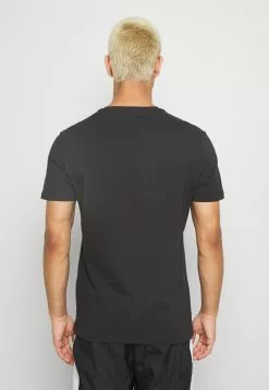 Pier One 7 PACK - T-shirt Basic - Black -Pier One Sklep c239e8a3e78042a8accd19b3ccbc3f93