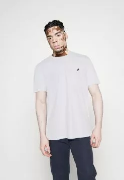 Pier One 3 PACK - T-shirt Basic - White/dark Blue/blue 14 Pier One 3 PACK - T-shirt Basic - White/dark Blue/blue -Pier One Sklep c861a69cfb1e4a6fafbf2b097bf177a2