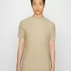 Pier One T-shirt Z Nadrukiem - Beige 2 Pier One T-shirt Z Nadrukiem - Beige -Pier One Sklep d25939c8e19246f288adb634fb395d44