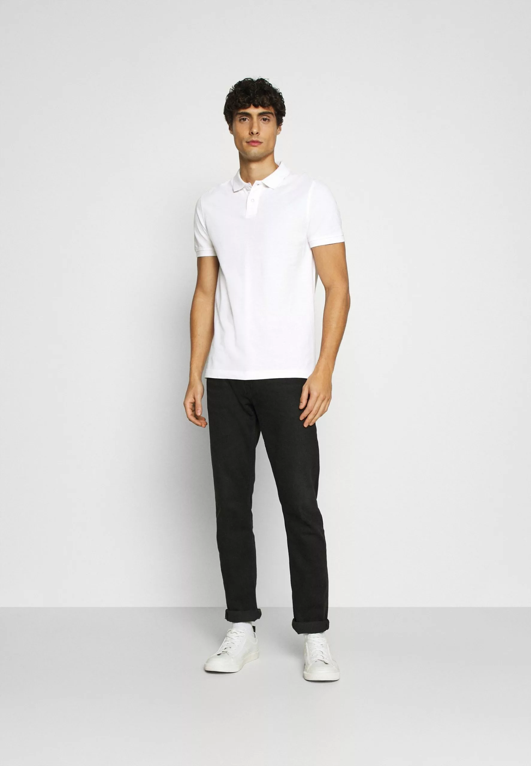 Pier One 2 PACK - Koszulka Polo - White/black 4 Pier One 2 PACK - Koszulka Polo - White/black - obrazek 2