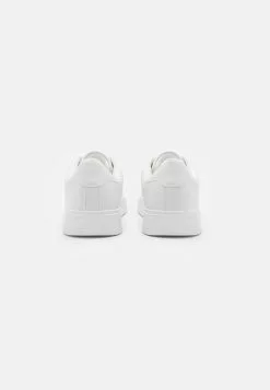 Pier One UNISEX - Sneakersy Niskie - White -Pier One Sklep dff51b9dd14c4b51b6b5c86184532a87