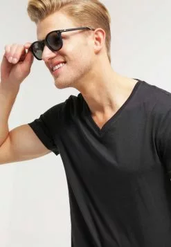 Pier One 2 PACK - T-shirt Basic - White/black -Pier One Sklep e073533816284d398e474fb2d3238a21