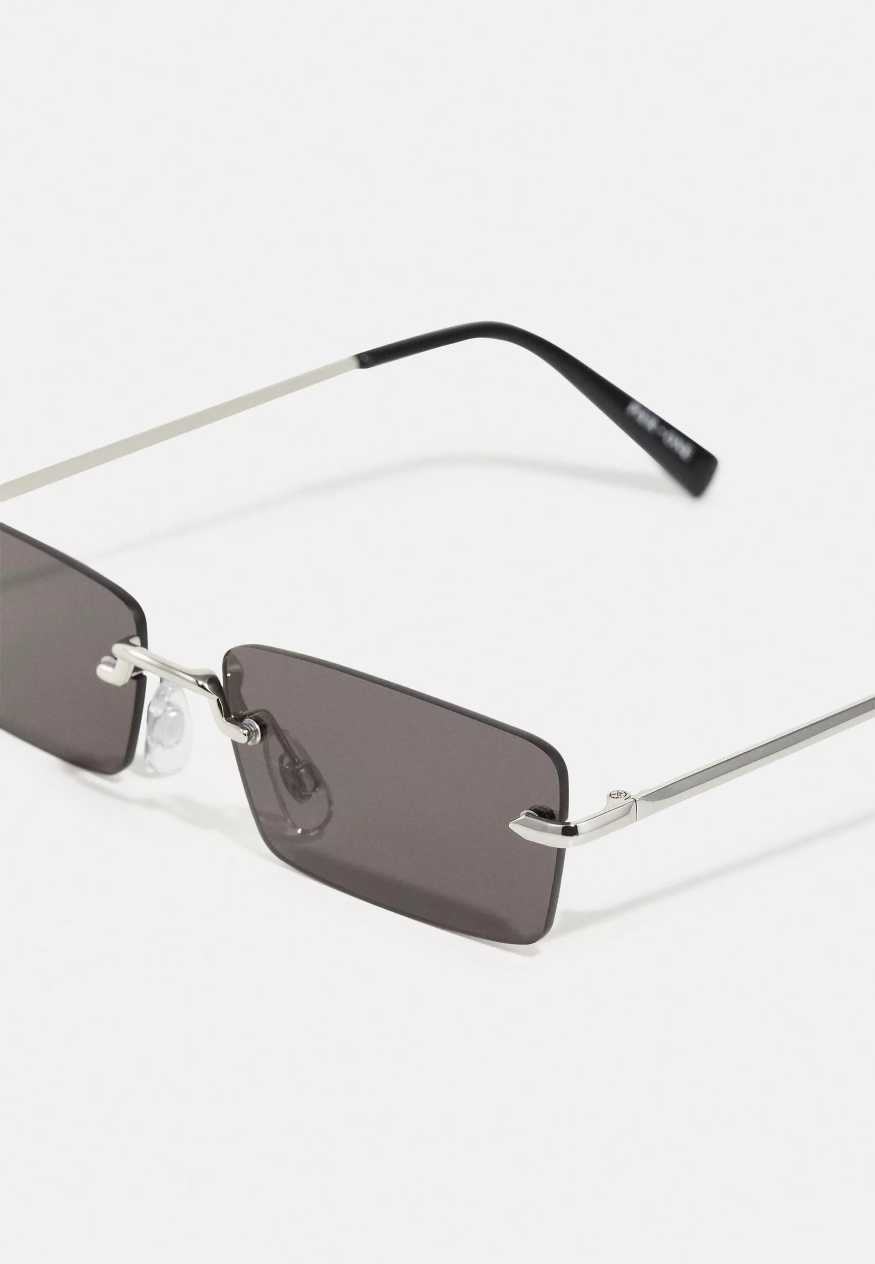 Pier One UNISEX - Okulary Przeciwsłoneczne - Black 4 Pier One UNISEX - Okulary Przeciwsłoneczne - Black - obrazek 2