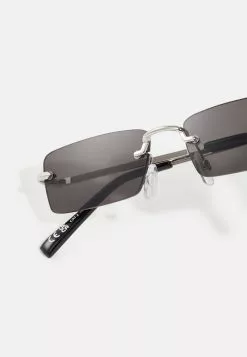 Pier One UNISEX - Okulary Przeciwsłoneczne - Black 7 Pier One UNISEX - Okulary Przeciwsłoneczne - Black -Pier One Sklep e4b924402d194b83882d18a8e7fb02b3