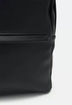 Pier One UNISEX - Plecak - Black -Pier One Sklep e85bdf2004e344c7851a62fb60dfc776