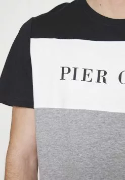 Pier One T-shirt Z Nadrukiem - Black -Pier One Sklep ebadc82db7ce423c8fe9d9c90da78396