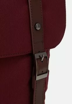 Pier One UNISEX - Plecak - Bordeaux -Pier One Sklep edf7b0db4a184ebba8c9f41a63dc0194