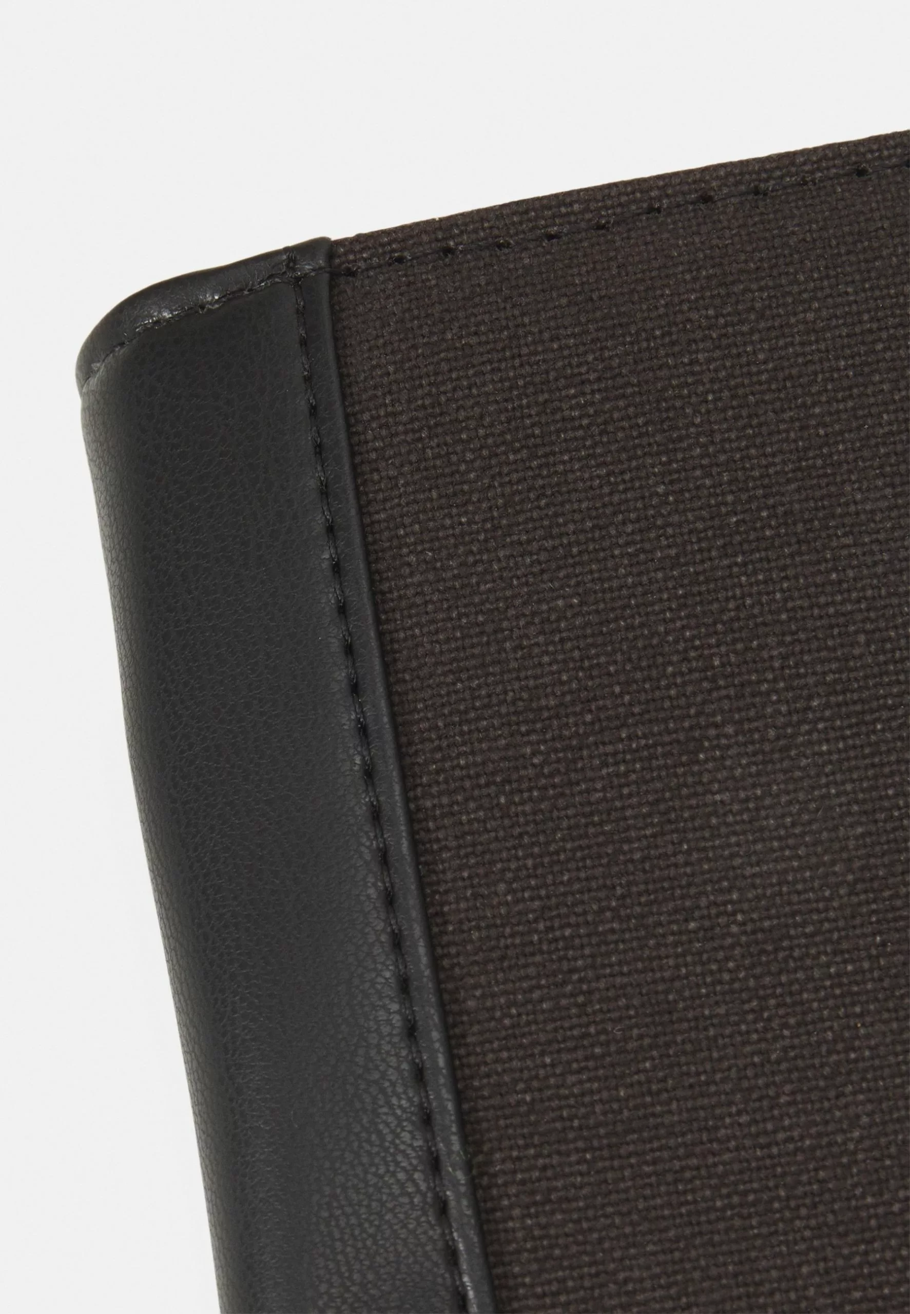 Pier One Portfel - Black 6 Pier One Portfel - Black - obrazek 4